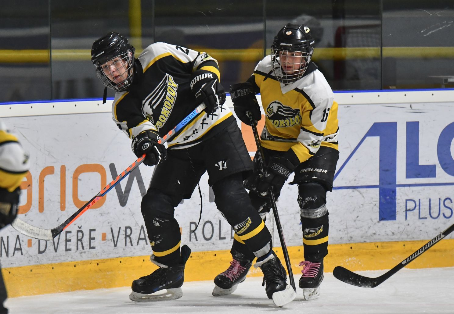 Starší žáci vítězili a oba týmy jsou na čele tabulky